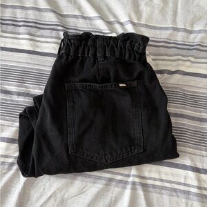 Zara Women's Black Ankle Baggy Jeans